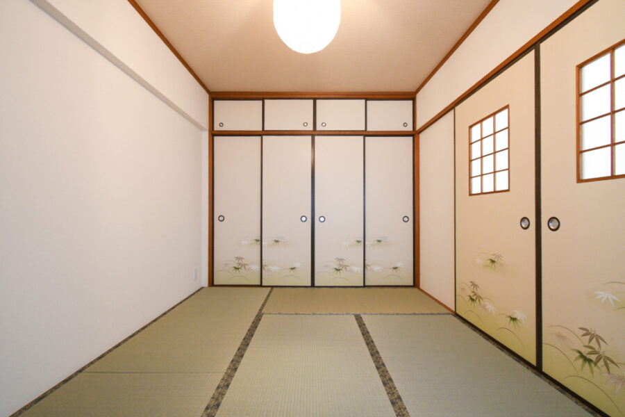 襖も柄あり落ち着きある