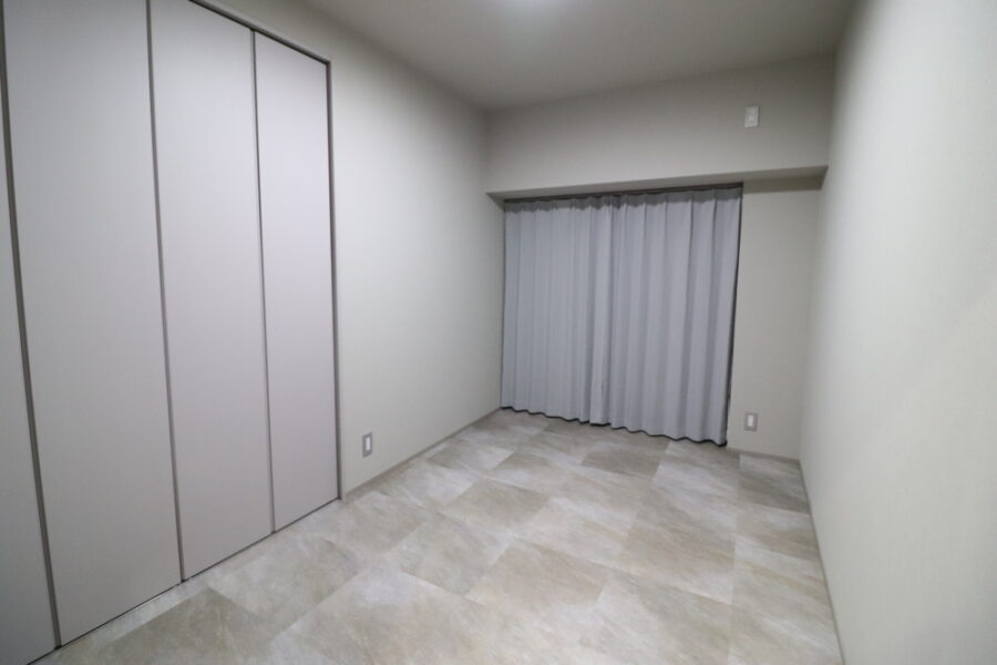 和室からもう一つの洋室完成
