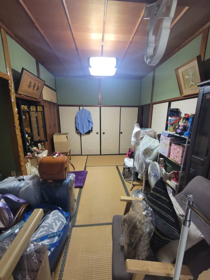 様変わりした洋室へ