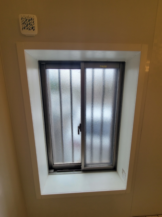 内窓設置してお風呂も断熱性更にアップ