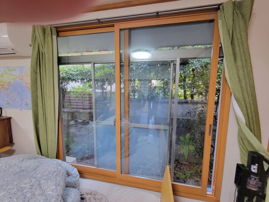 寝室に内窓付けて断熱性アップ