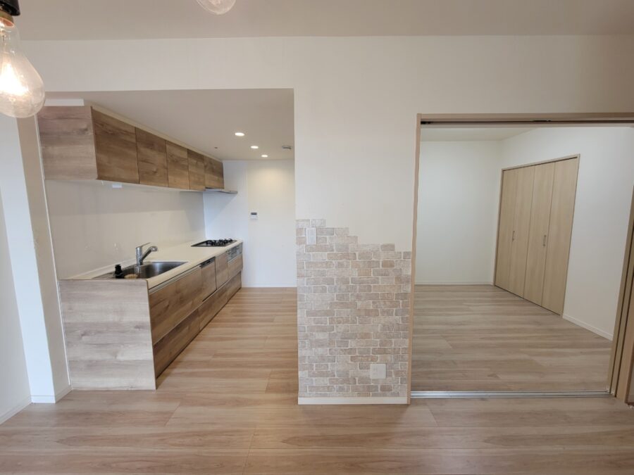 壁やドア撤去してリビング間取り変更