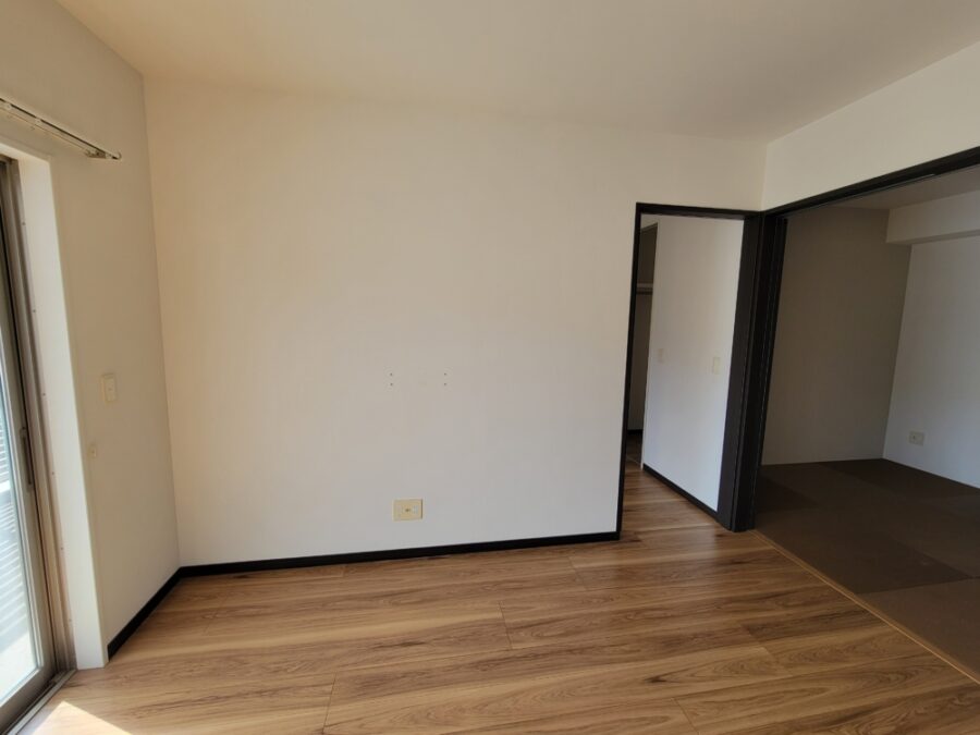 リビング面に間接照明新設