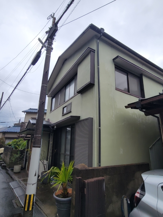 窯業系サイディングより軽くお家に優しい