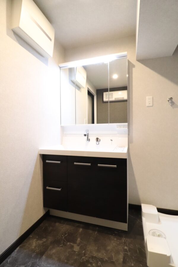 洗面台配置場所も変更