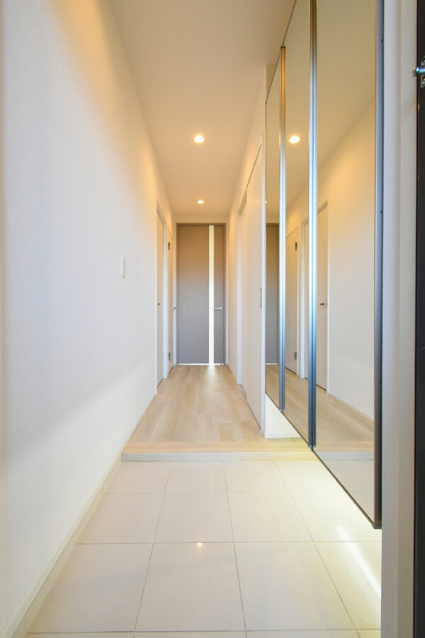 玄関開けたらまるで新築のよう