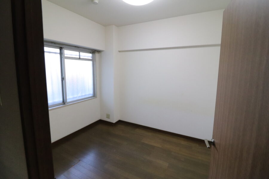 ナチュラル系色合いや明るい洋室へ