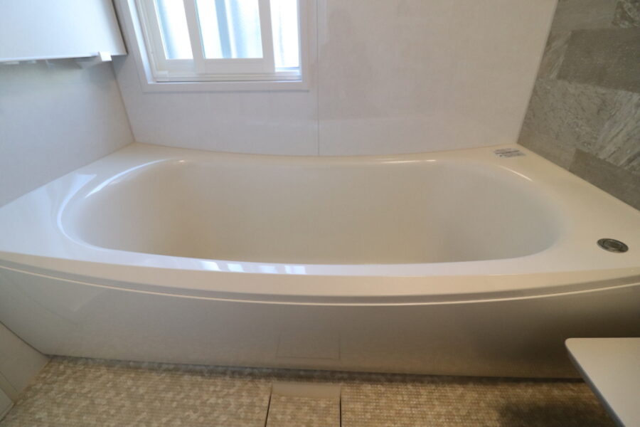 お掃除ラクラク人大浴槽で色あせしにくく長く使える