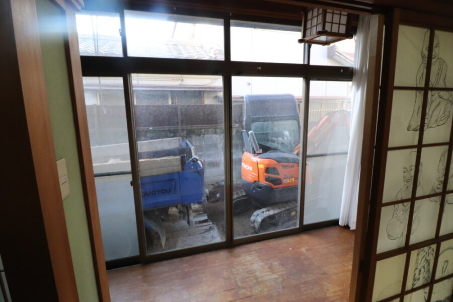 大きすぎるサッシは1間サイズへ