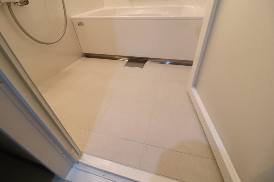 300角磁器タイルが豪華