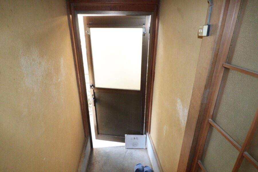 断熱性採風サッシ交換