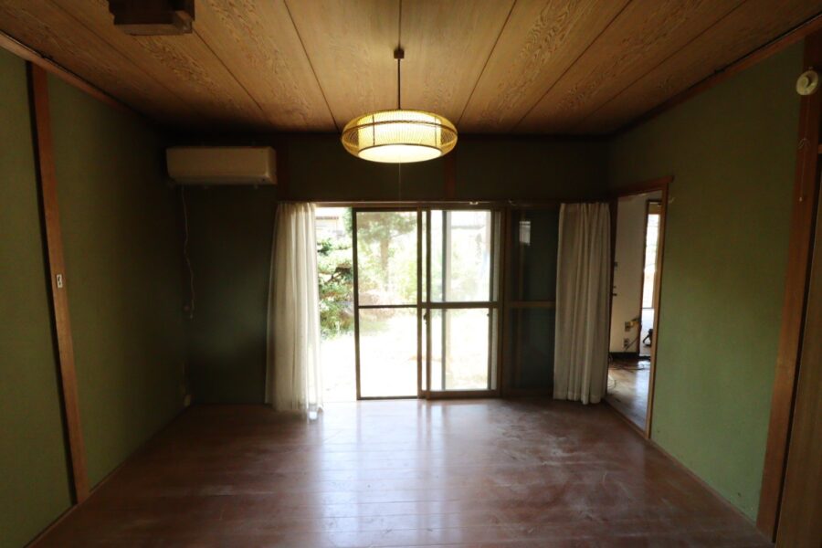 大きな雨戸付4枚引き違いサッシ取替