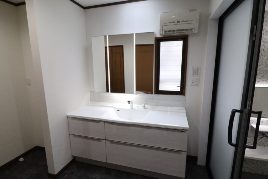 窓を被らないように高級グレード洗面台