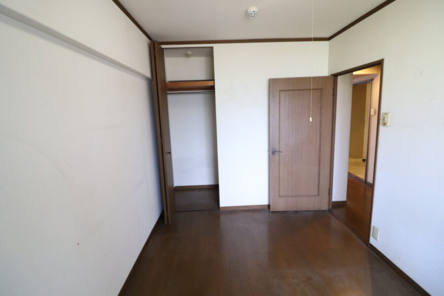 クローゼットも新しく