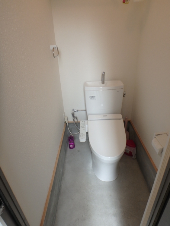 トイレは和式から洋式にかわり、とてもきれいになりました。