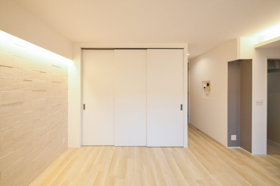 3枚連動引き戸は左右開け閉め楽々