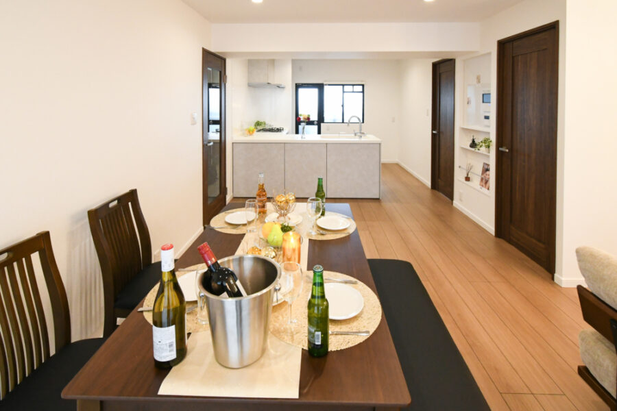 リビング入口の壁も撤去されてスッキリ