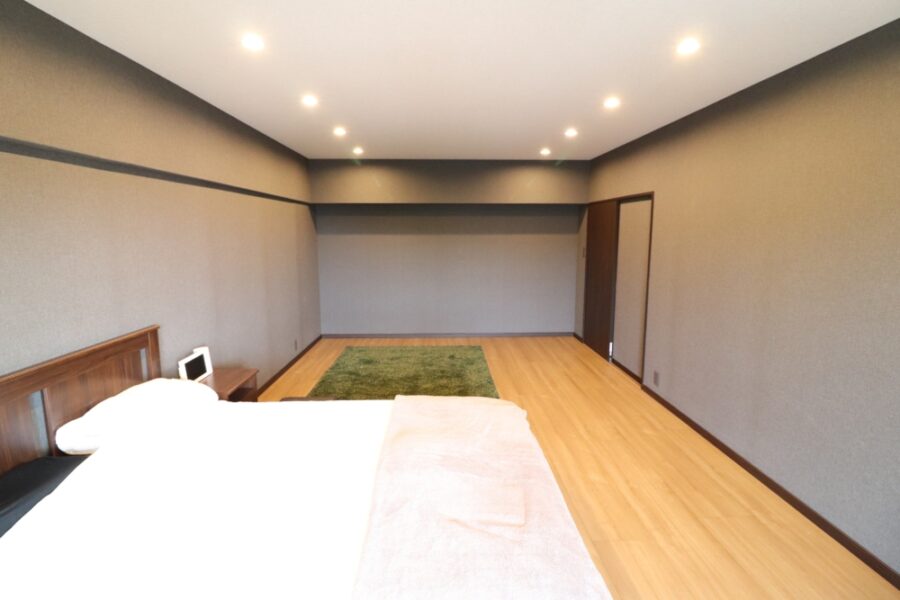 和室2間が大きな洋室へ変わる