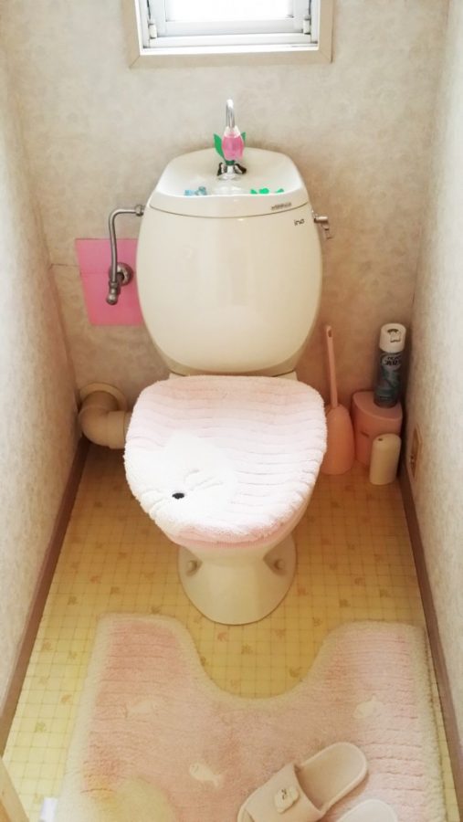 【トイレ】節水型便器にして、いつも清潔に。